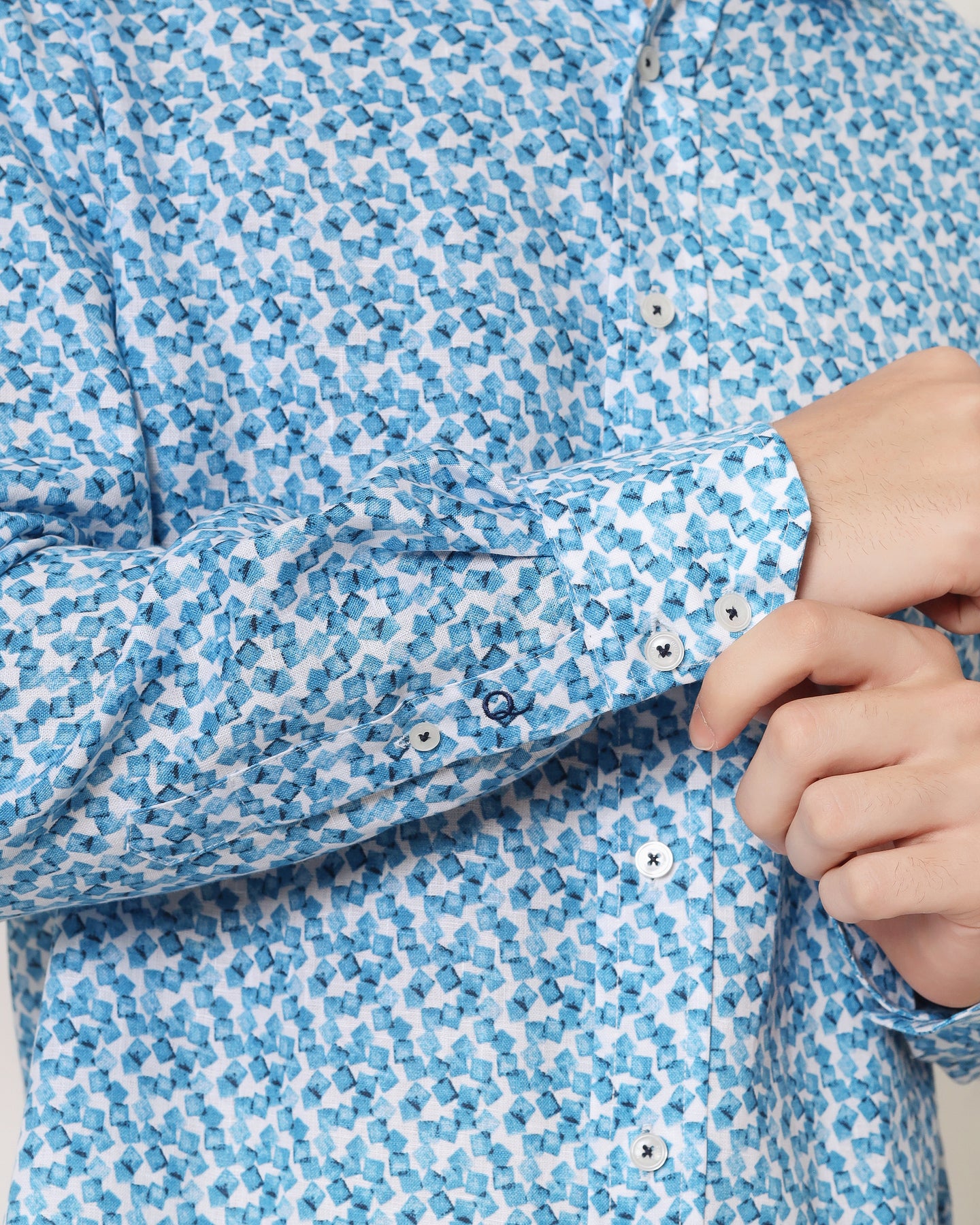 Quieti Modern Fit, Blue Box Print, Long Sleeve Woven Shirt